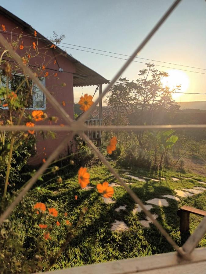 Chalé aconchegante, pertinho da cidade e conectada a natureza Brasilia Esterno foto